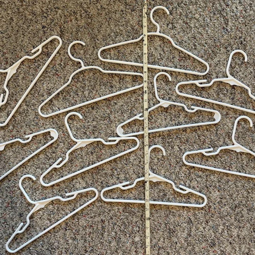 Lot of 10 White Plastic Children’s Clothes Hangers